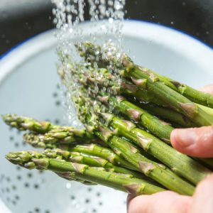 washed asparagus 